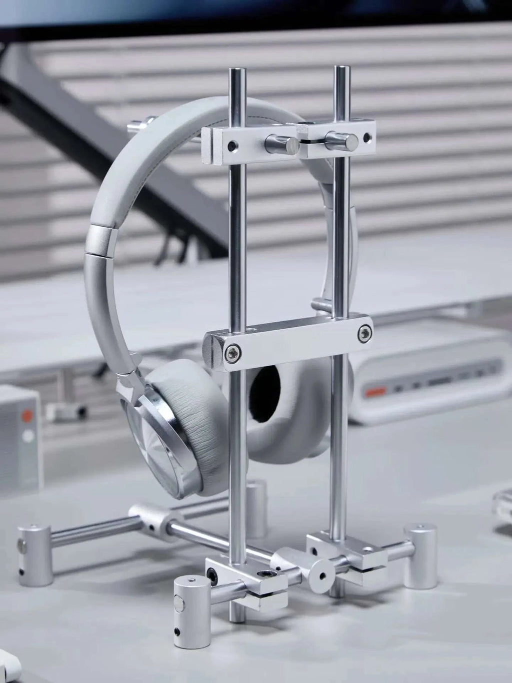 Headphone Stand — 8mm Chrome Steel Shafts - HushLume