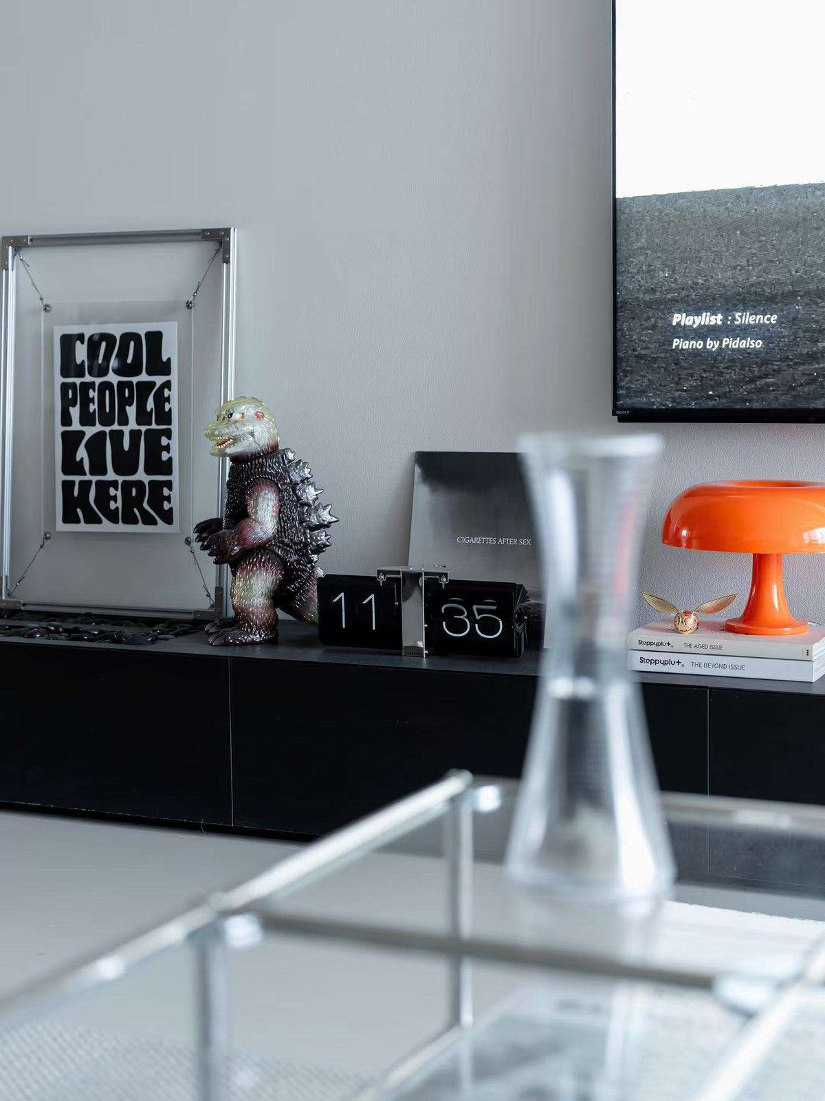 Suspension Poster Frame — Steel Wire & Acrylic - HushLume